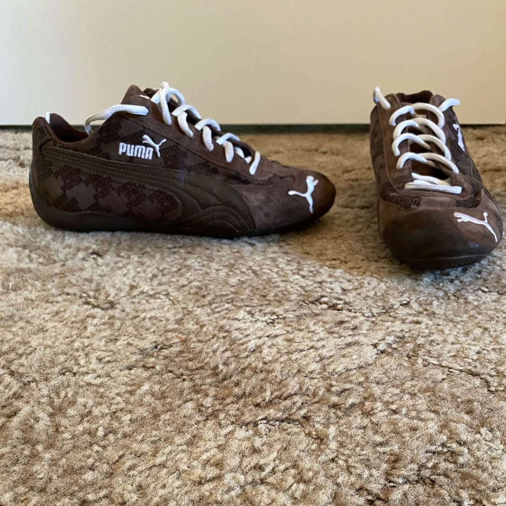 Puma Sneakers
